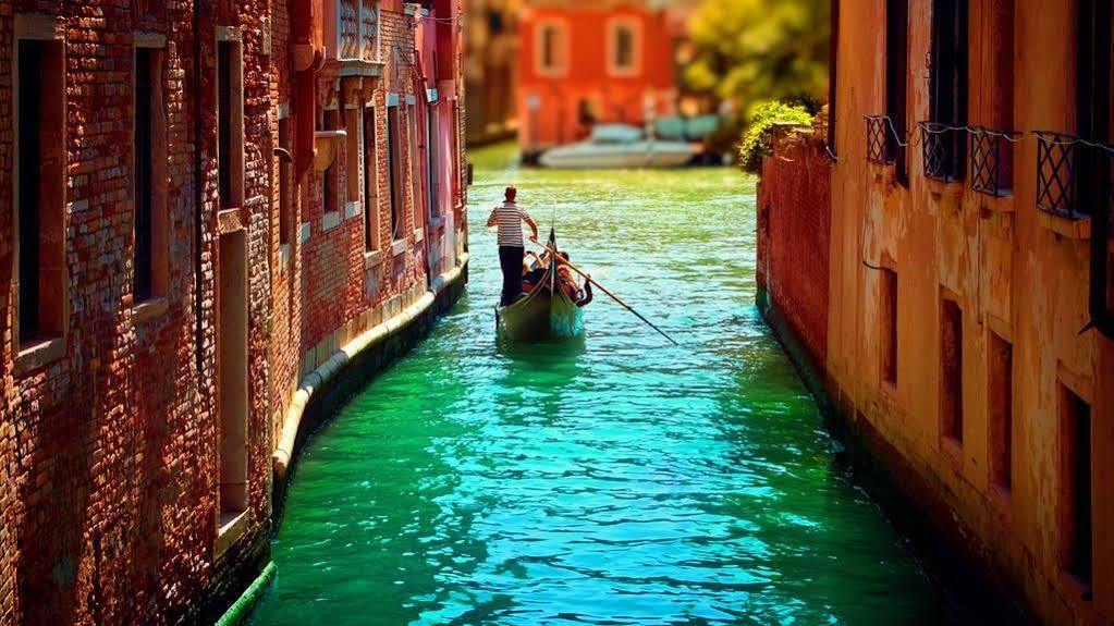 Art Dreams B&B Venesia Bagian luar foto